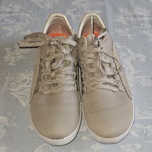Grey Sorel Tennis shoes sneakers 9.5
